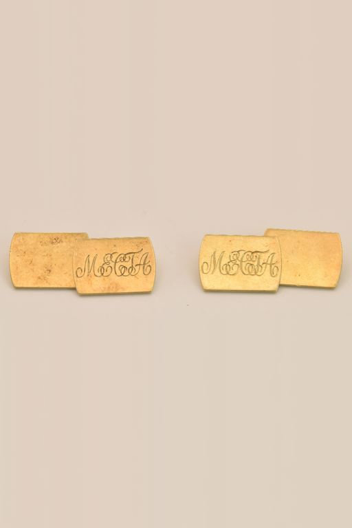 Pair of 18k Gold Cufflinks
