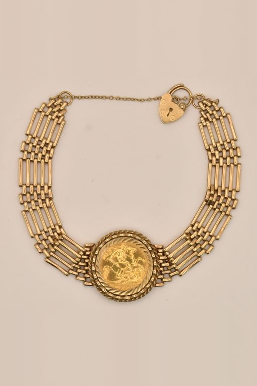 9k Gold Coin Bracelet