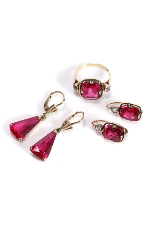 Gold Ruby and Paste Jewelry Set