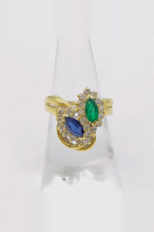 18k Yellow Gold Sapphire, Emerald and Diamond Ring
