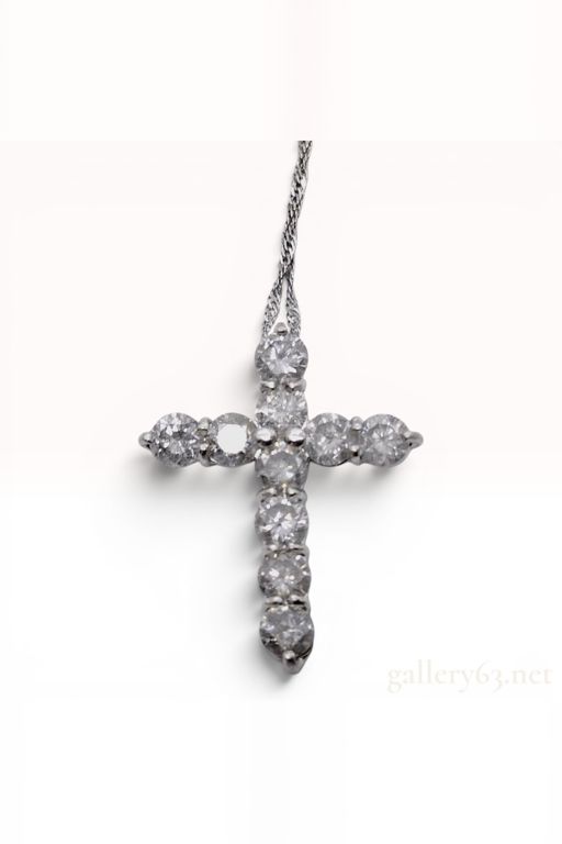 Platinum Diamond Cross Pendant Necklace