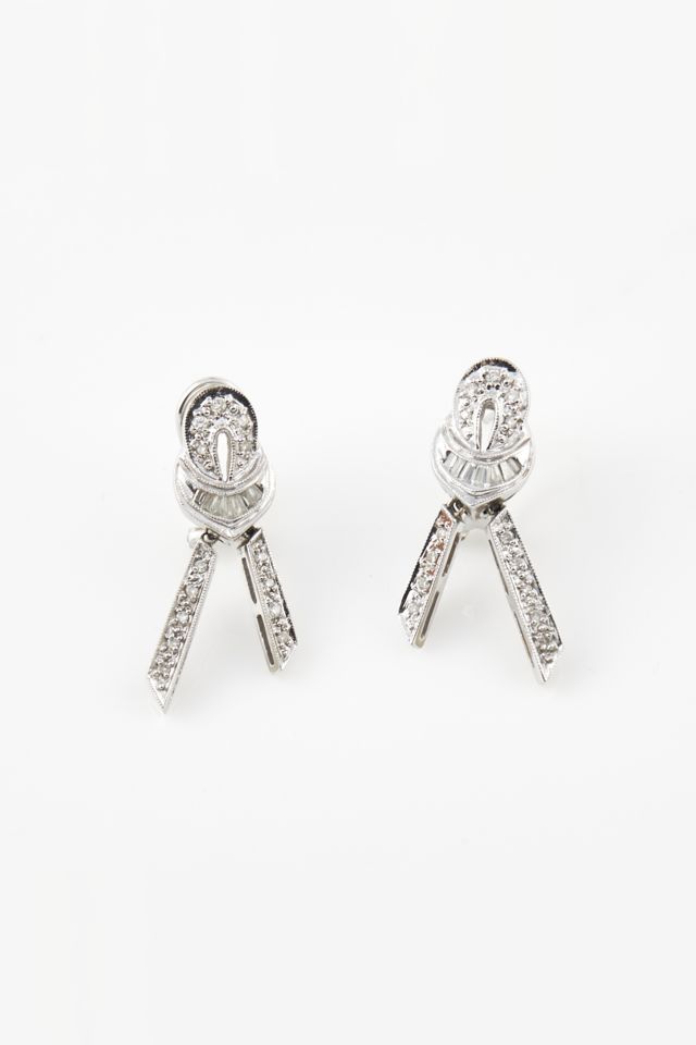 Pair of 18k Gold Diamond Earrings
