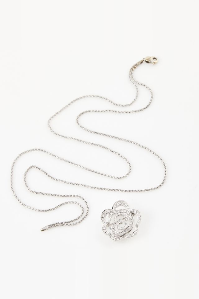 18k Gold Diamond Pendant Necklace