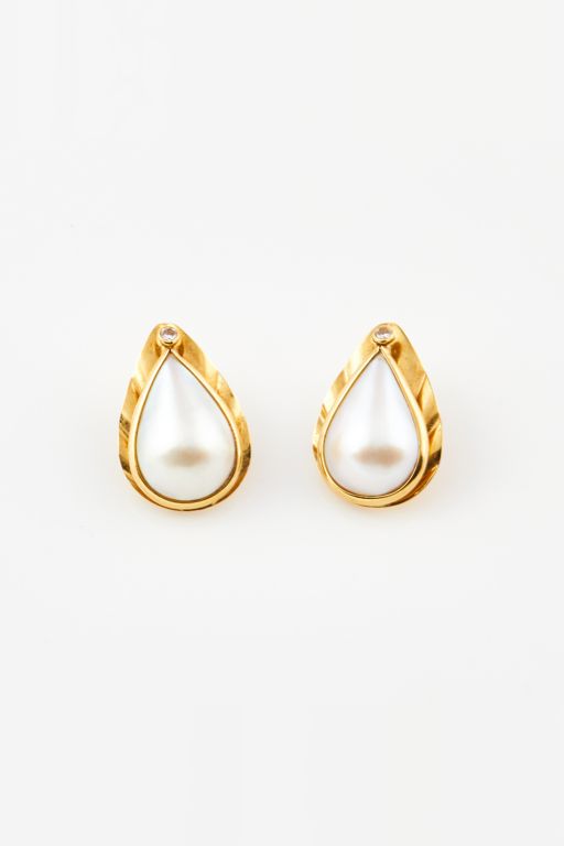 Pair of 18k Gold Bead Earrings