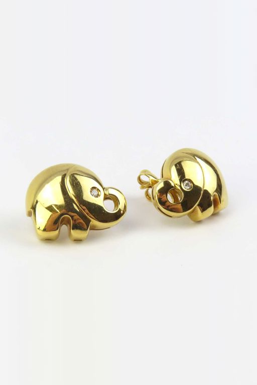 18k Yellow Gold Diamond Elephant Earrings