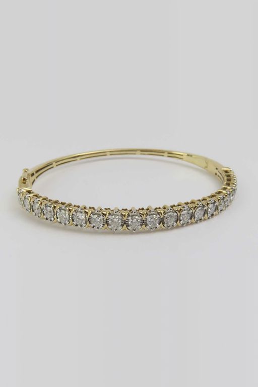 10k Gold Diamond Hinged Bangle Bracelet