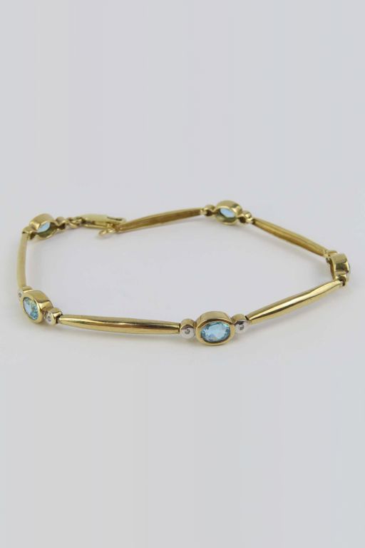 9k Yellow Gold Topaz and Diamond Link Bracelet