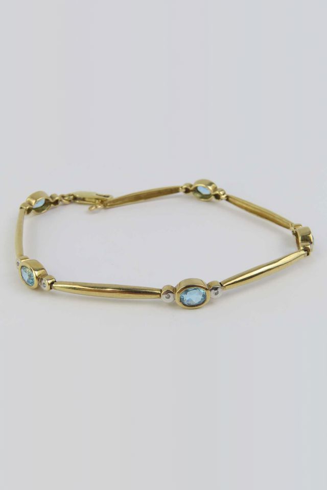 9k Yellow Gold Topaz and Diamond Link Bracelet