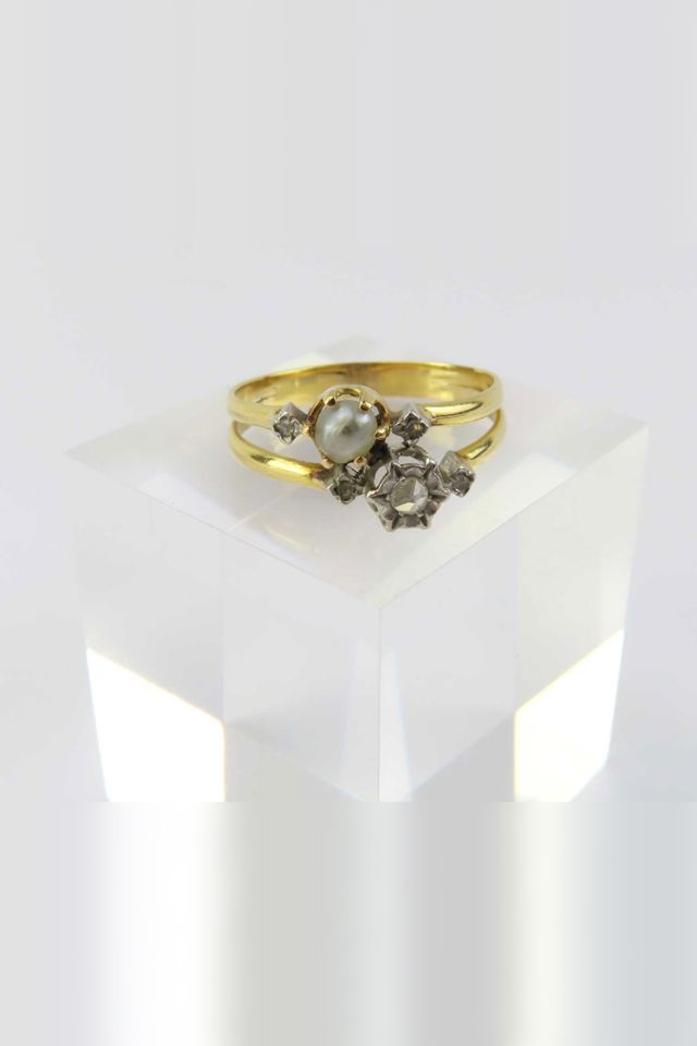 9k Gold Diamond and Pearl Double Band Ring