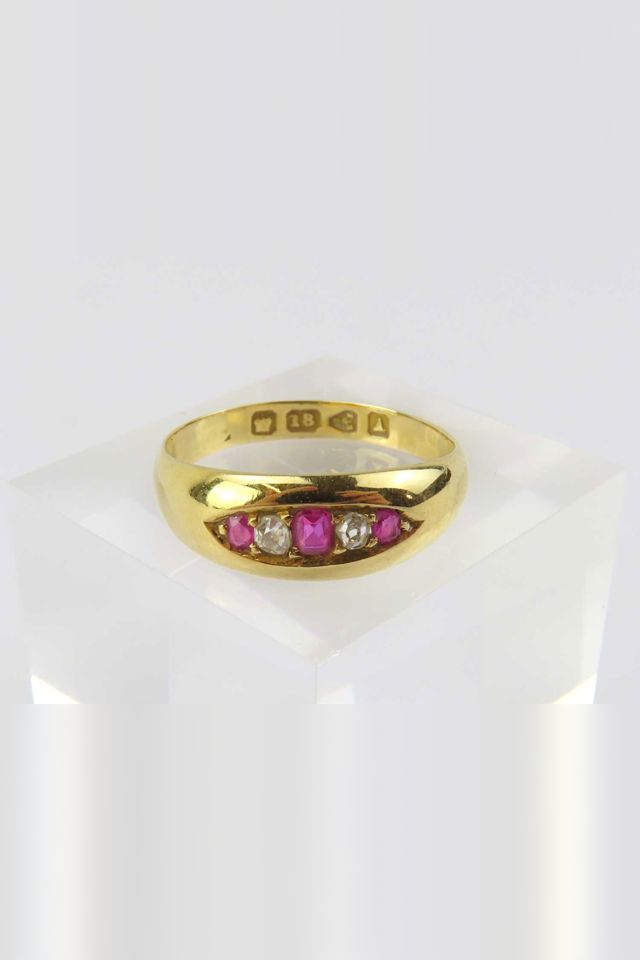 18k Yellow Gold Ruby and Diamond Gypsy Ring