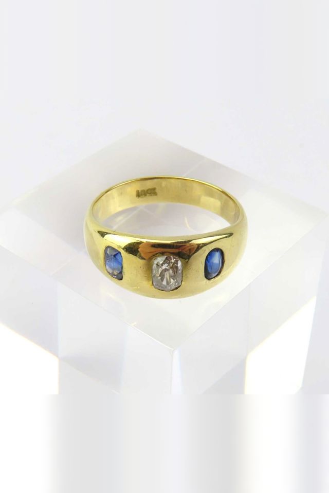18k Yellow Gold Sapphire and Diamond Gypsy Ring