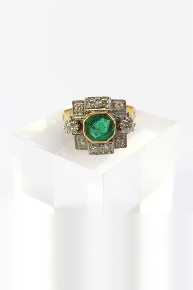18k Gold Emerald and Diamond Cluster Ring