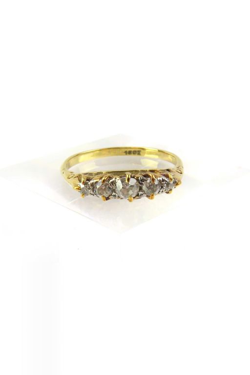 18k Yellow Gold Diamond Ring