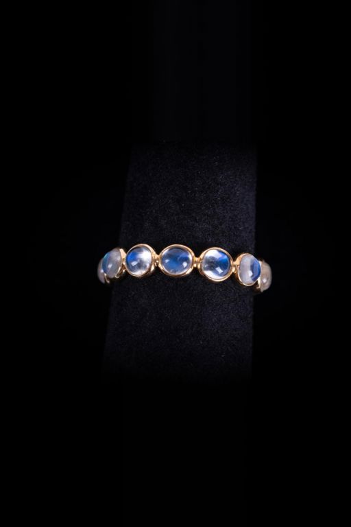 18k Gold Moonstone Ring