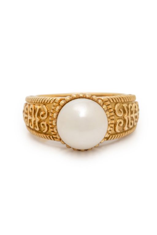 18k Yellow Gold Pearl Ring