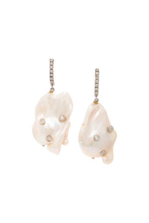 18k White Gold Pearl and Diamond Earrings