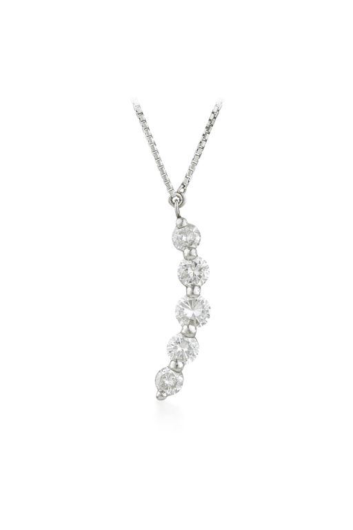 Platinum Diamond Pendant Necklace