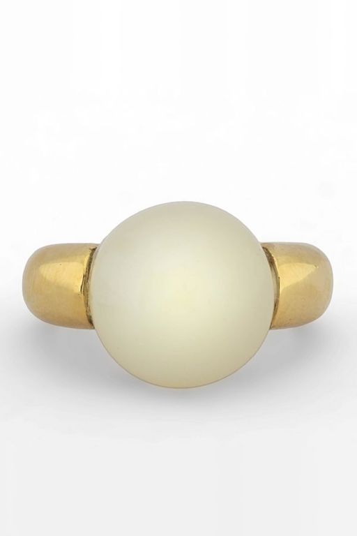 18k Gold Moonstone Ring