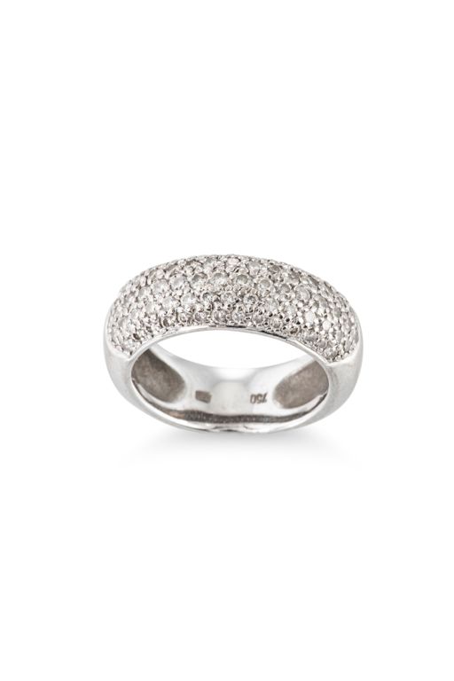 18k White Gold Diamond Ring