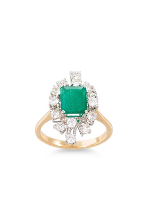 18k White Gold Emerald and Diamond Cluster Ring