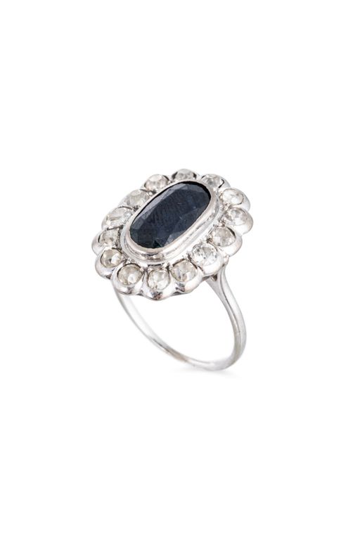18k White Gold Sapphire and Diamond Cluster Ring