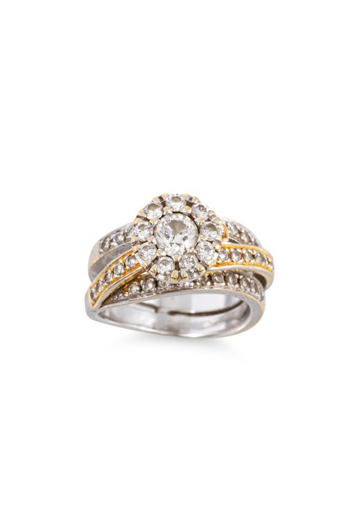 18k White and Yellow Gold Diamond Cluster Ring