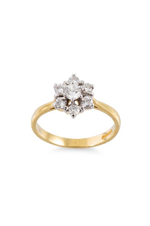 18k Yellow Gold Diamond Cluster Ring