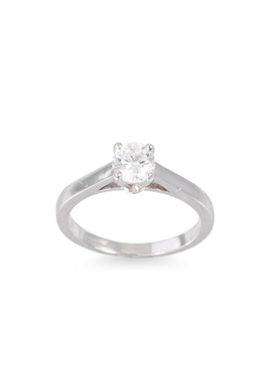 18k White Gold Diamond Solitaire Ring