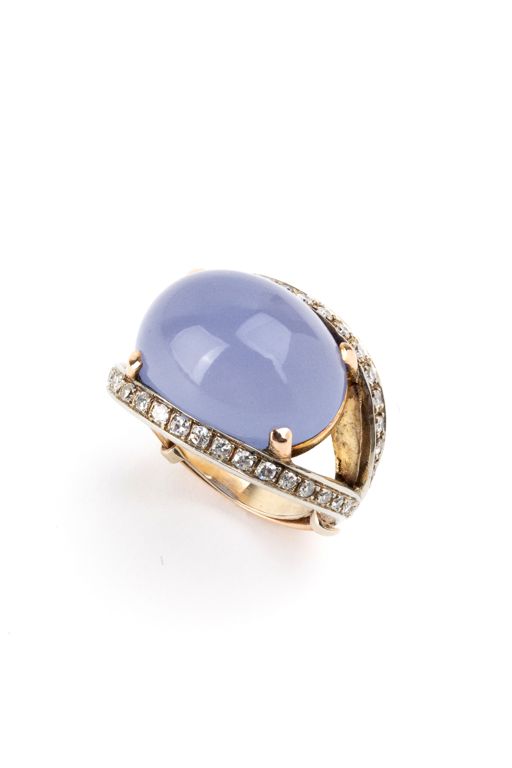 18k Gold Chalcedony and Diamond Ring