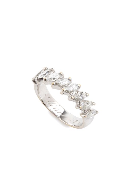 18k White Gold Band Diamond Ring