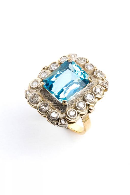 18k Gold, Silver Topaz and Diamond Ring