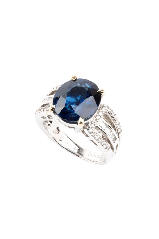 18k Gold Sapphire and Diamond Ring