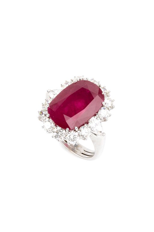 18k Gold Ruby and Diamond Ring