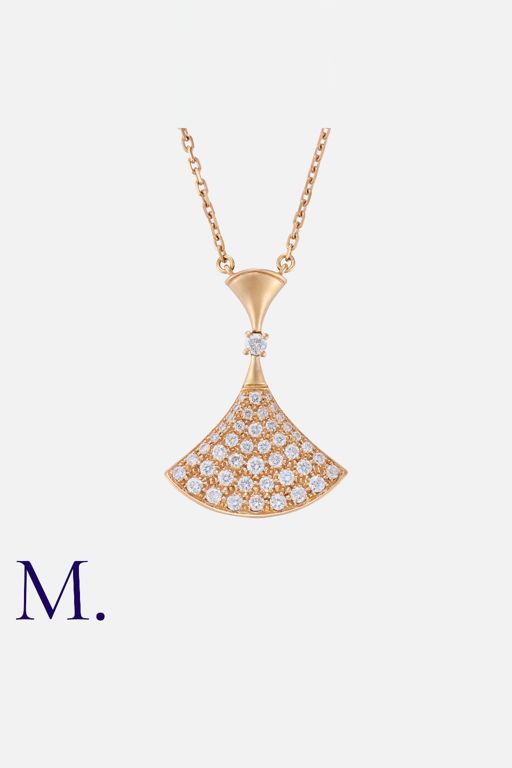 18k Rose Gold Diamond Pendant Necklace
