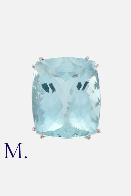 18k White Gold Aquamarine Ring