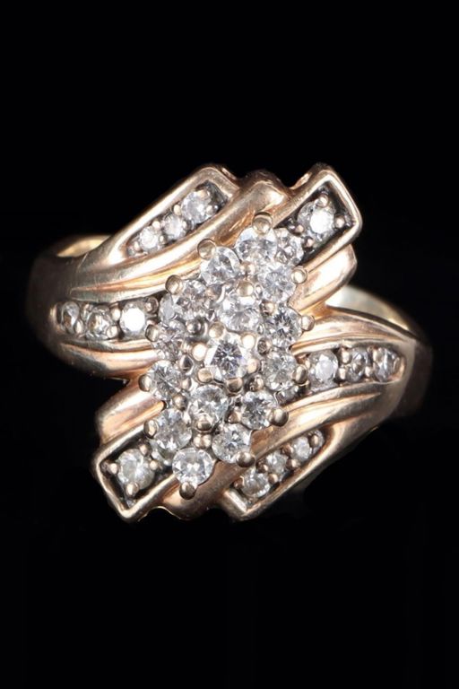 14k Gold Diamond Ring