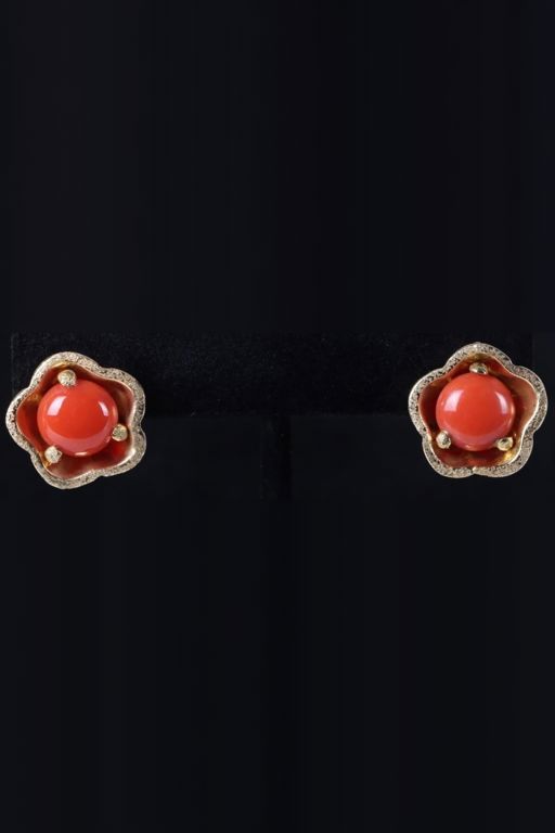 Pair of 18k Gold Jasper Earrings