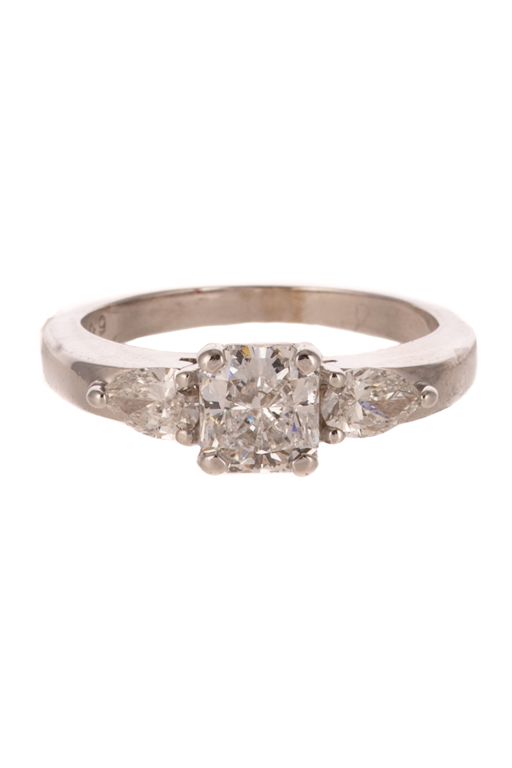 14k White Gold Diamond Ring