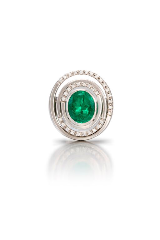 18k Gold Emerald and Diamond Ring