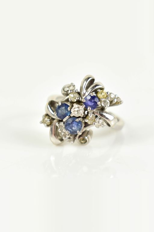 14k White Gold Sapphire and Diamond Ring