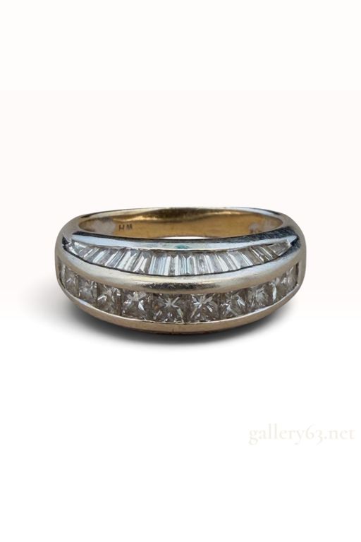 18k White Gold Diamond Ring