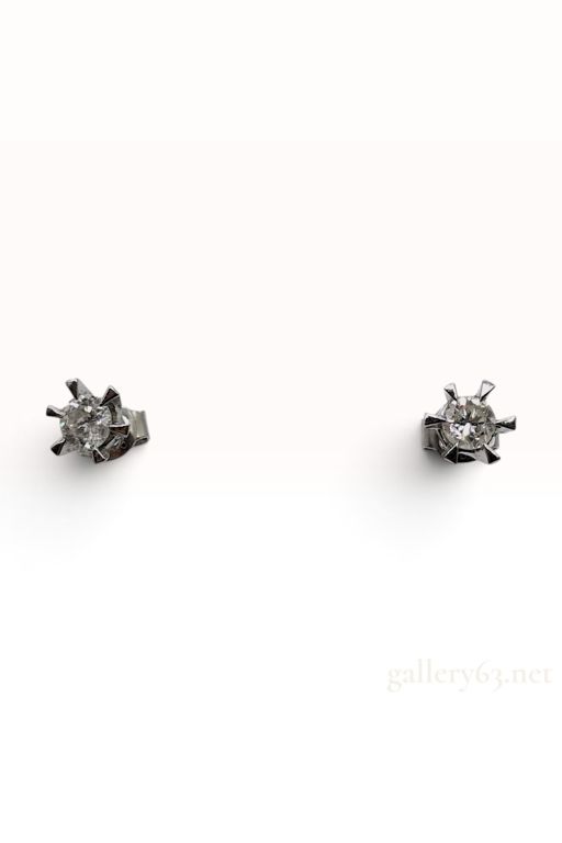 Platinum Diamond Stud Earrings
