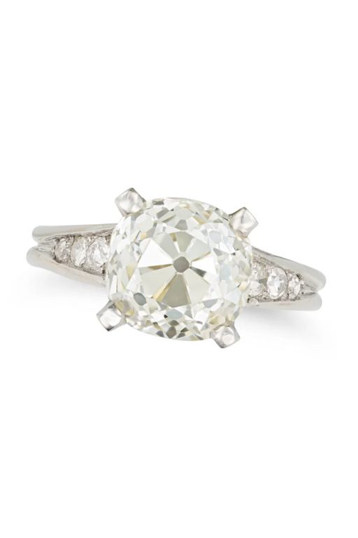 Platinum Diamond Ring