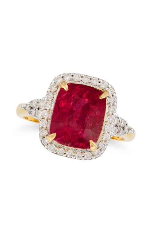 18k Gold Spinel and Diamond Ring