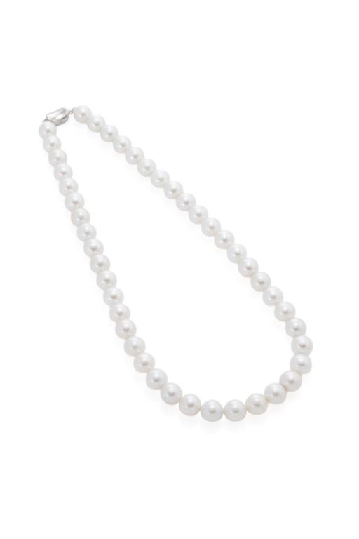 Pearl Necklace With Silver Clasp