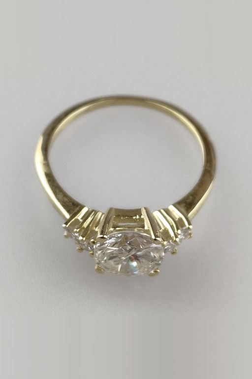 14k Yellow Gold Diamond Ring