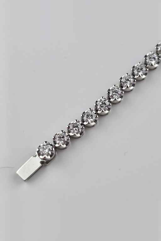 18k White Gold Synthetic Diamond Tennis Bracelet