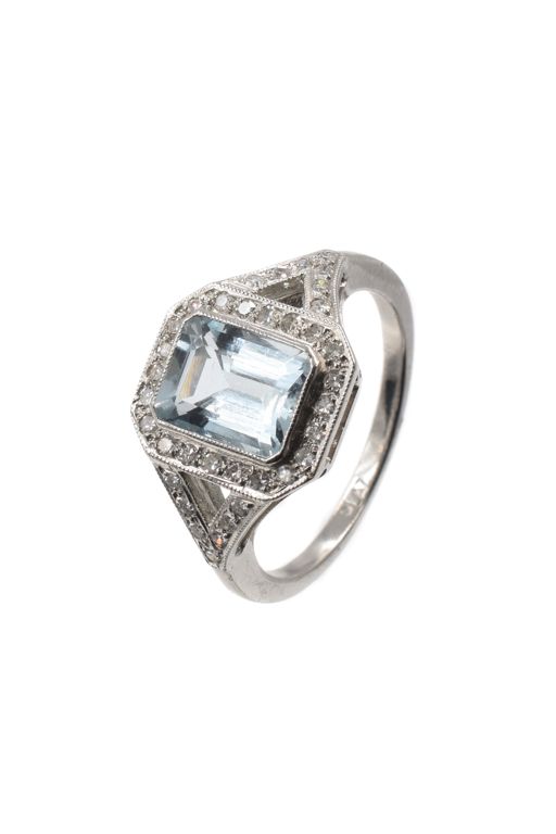 Platinum Aquamarine and Diamond Ring