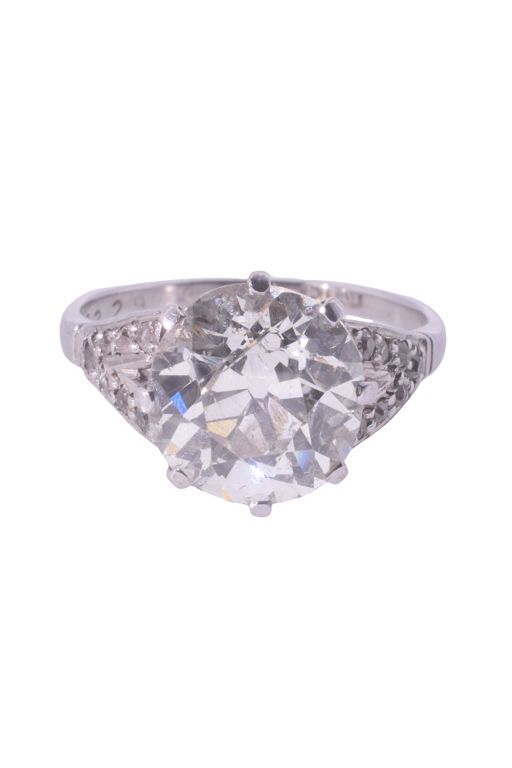 Platinum Diamond Ring