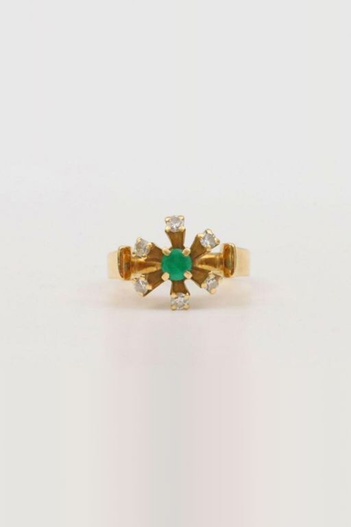 18k Gold Emerald and Diamond Ring